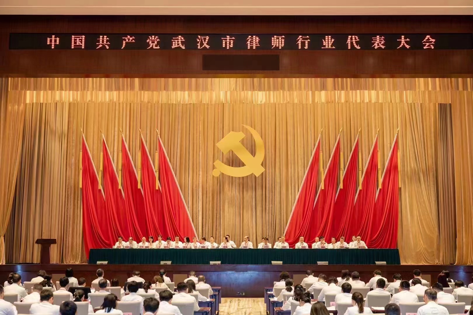 a5525c2c7cc7cf75a7c50faa8660897.jpg a5525c2c7cc7cf75a7c50faa8660897.jpg