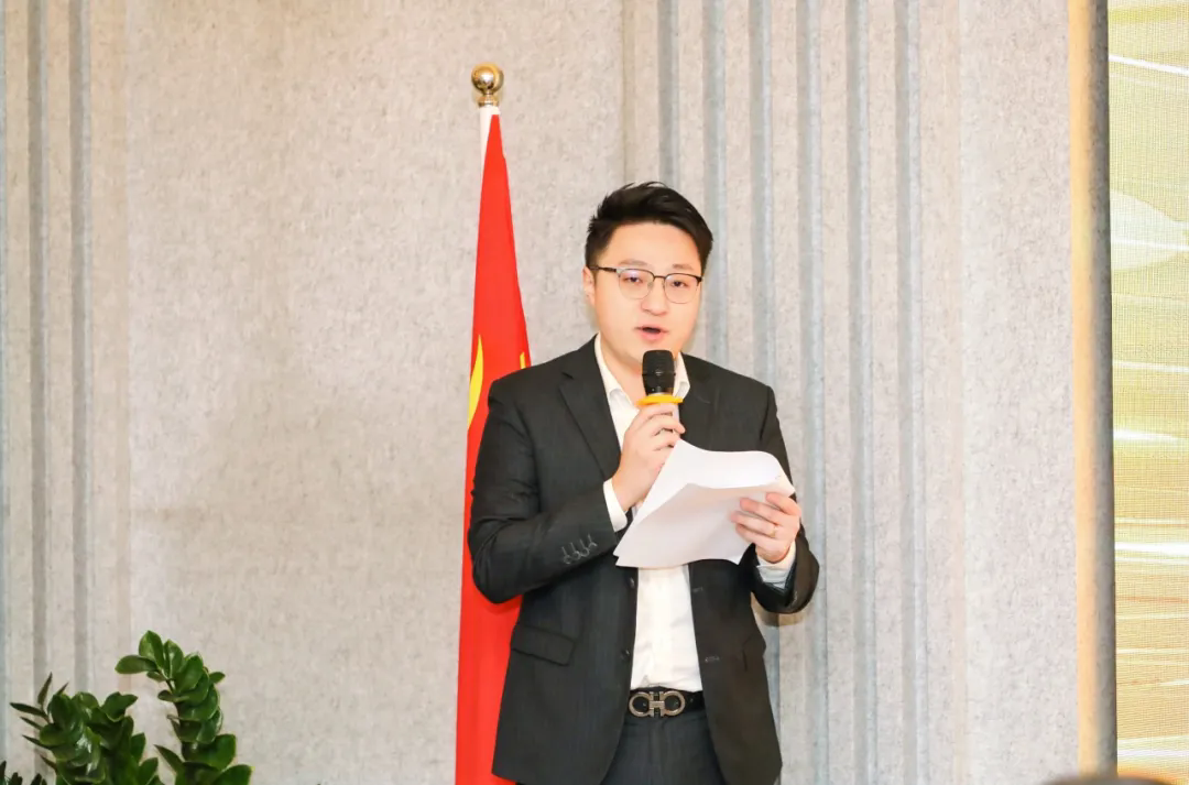 640.webp.png 640.webp.png