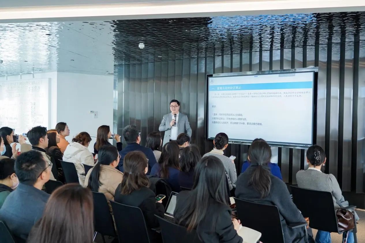 6085ce96fa2d3e50a40bf7294840f32.jpg 6085ce96fa2d3e50a40bf7294840f32.jpg