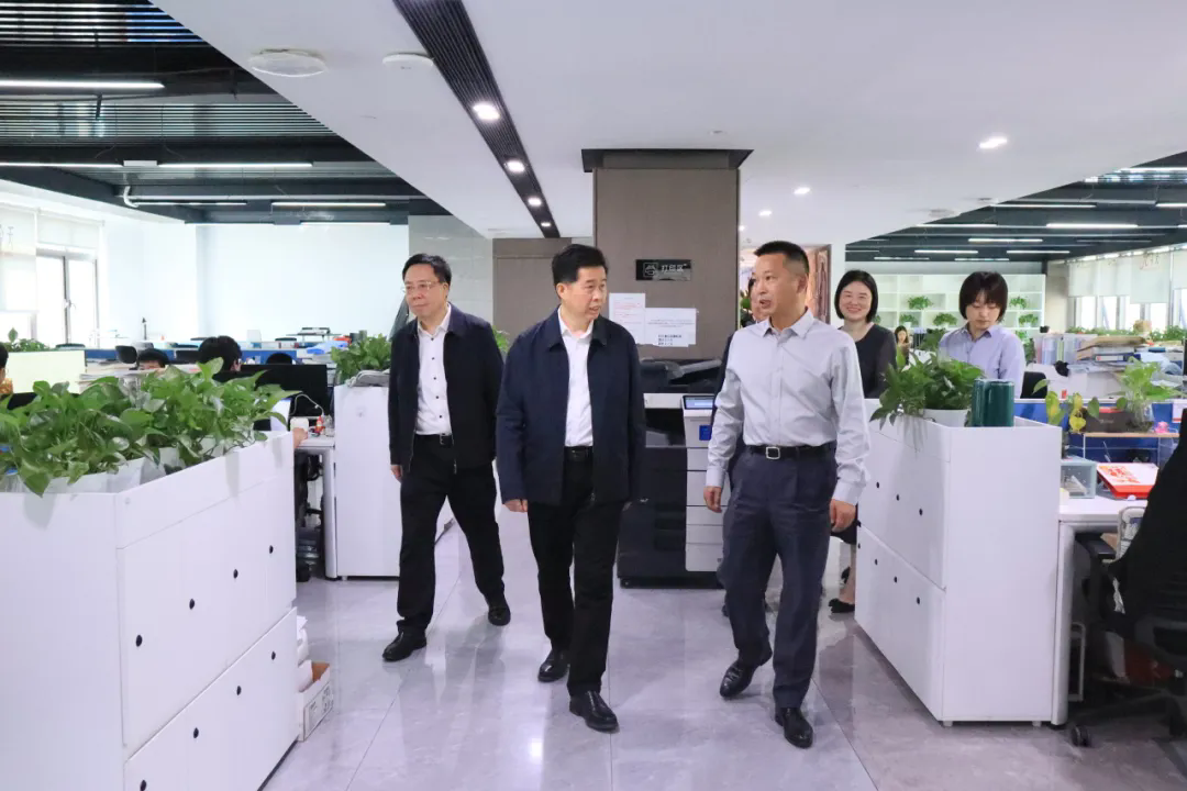 641.webp.png 641.webp.png